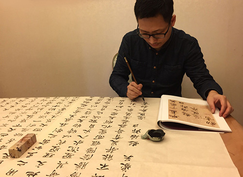 简介s.jpg 简介s.jpg
